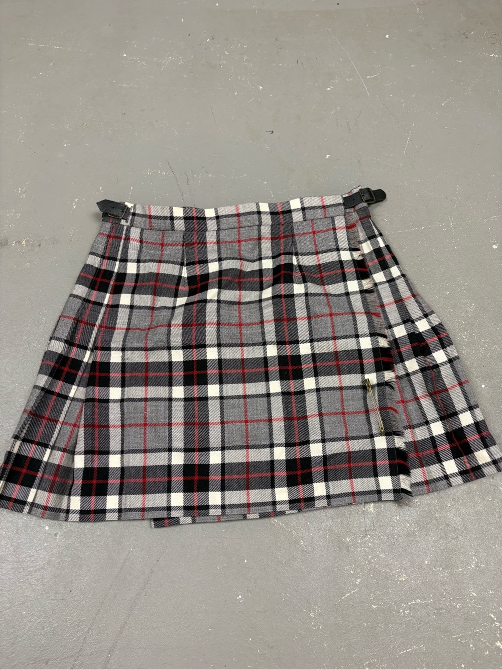 Vintage James Pringle Weavers Pure Wool Wrap Kilt Skirt Plaid Size 16 Scotland
